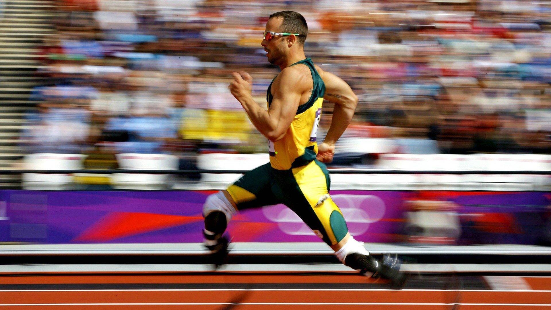 维塔尔惊天重炮轰破亚冠魔咒！穆帅场边起立鼓掌，357天等待终成历史